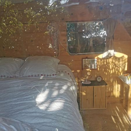 Gite Azkendantza 2A6 Pers Avec Caravane Insolite Ascain Dış mekan fotoğraf