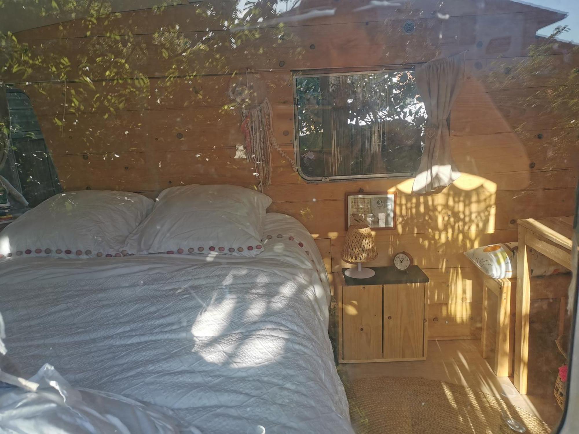 Gite Azkendantza 2A6 Pers Avec Caravane Insolite Ascain Dış mekan fotoğraf